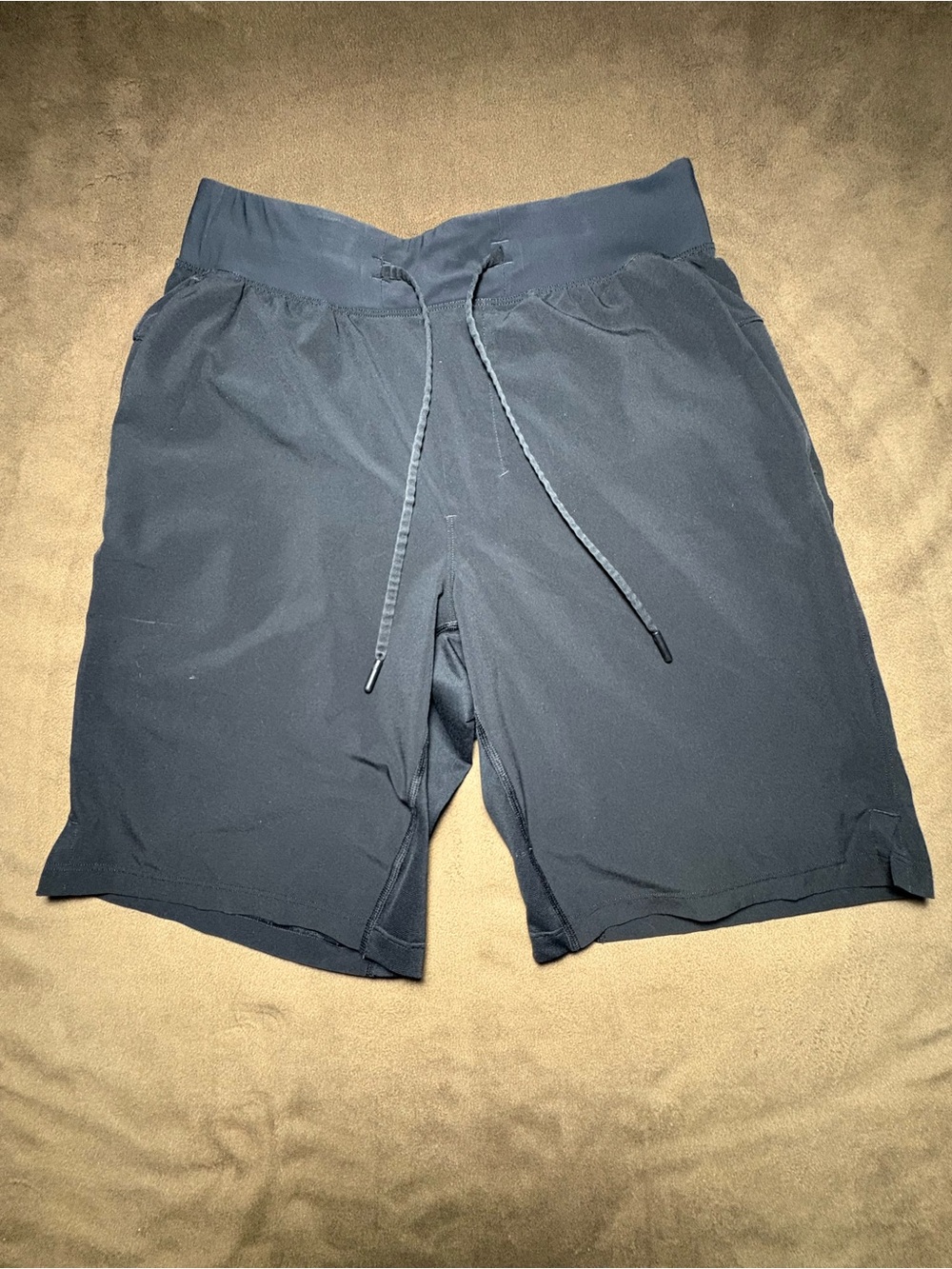 Lululemon black athletic shorts - Size Medium 🖤🔥